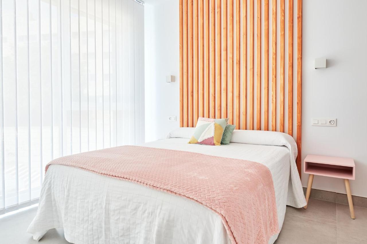 9 Nidos Centrica Suites - Nuevo Plasencia Eksteriør billede