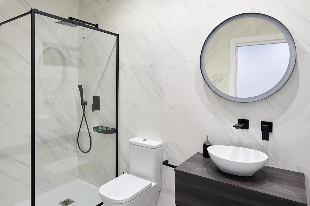 9 Nidos Centrica Suites - Nuevo Plasencia Eksteriør billede