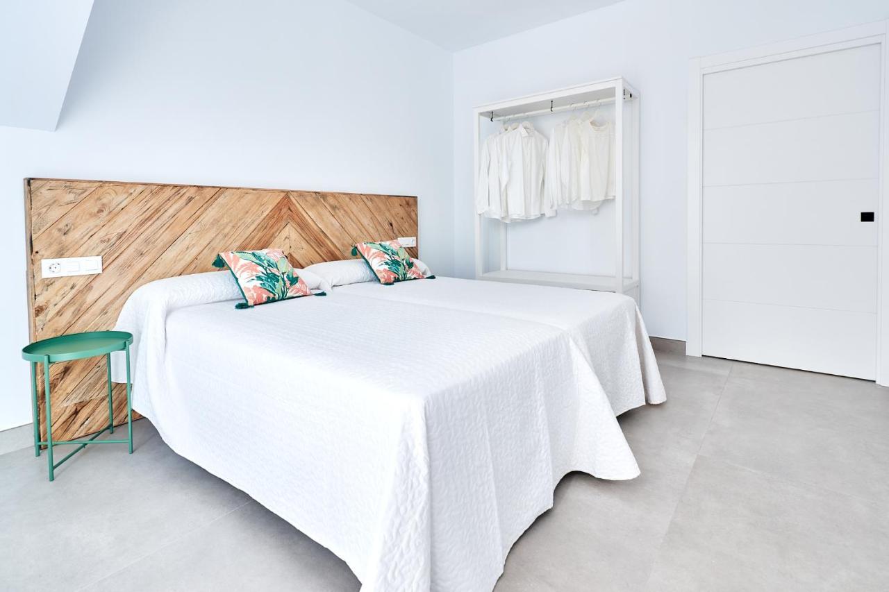 9 Nidos Centrica Suites - Nuevo Plasencia Eksteriør billede