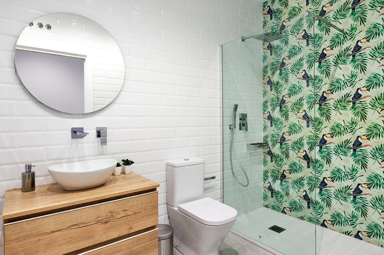 9 Nidos Centrica Suites - Nuevo Plasencia Eksteriør billede